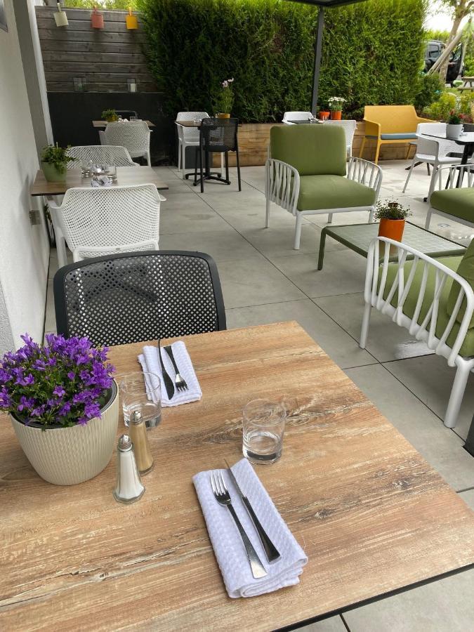 Hotel Restaurant L'Eskemm St Brieuc-Tregueux エクステリア 写真