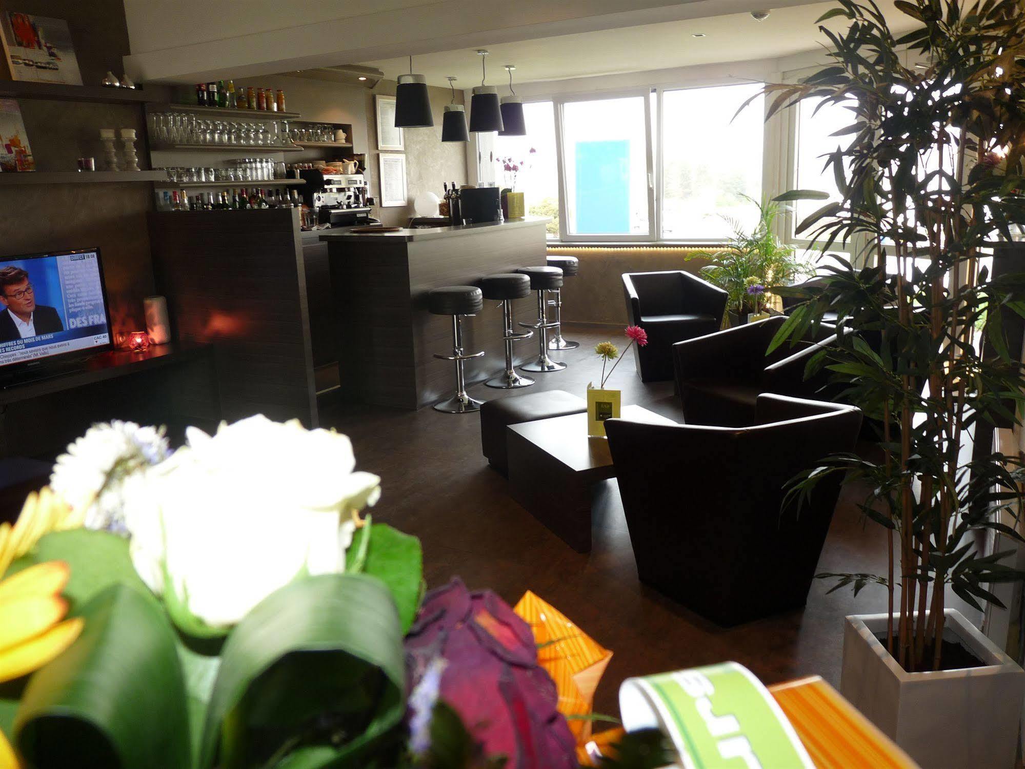Hotel Restaurant L'Eskemm St Brieuc-Tregueux エクステリア 写真